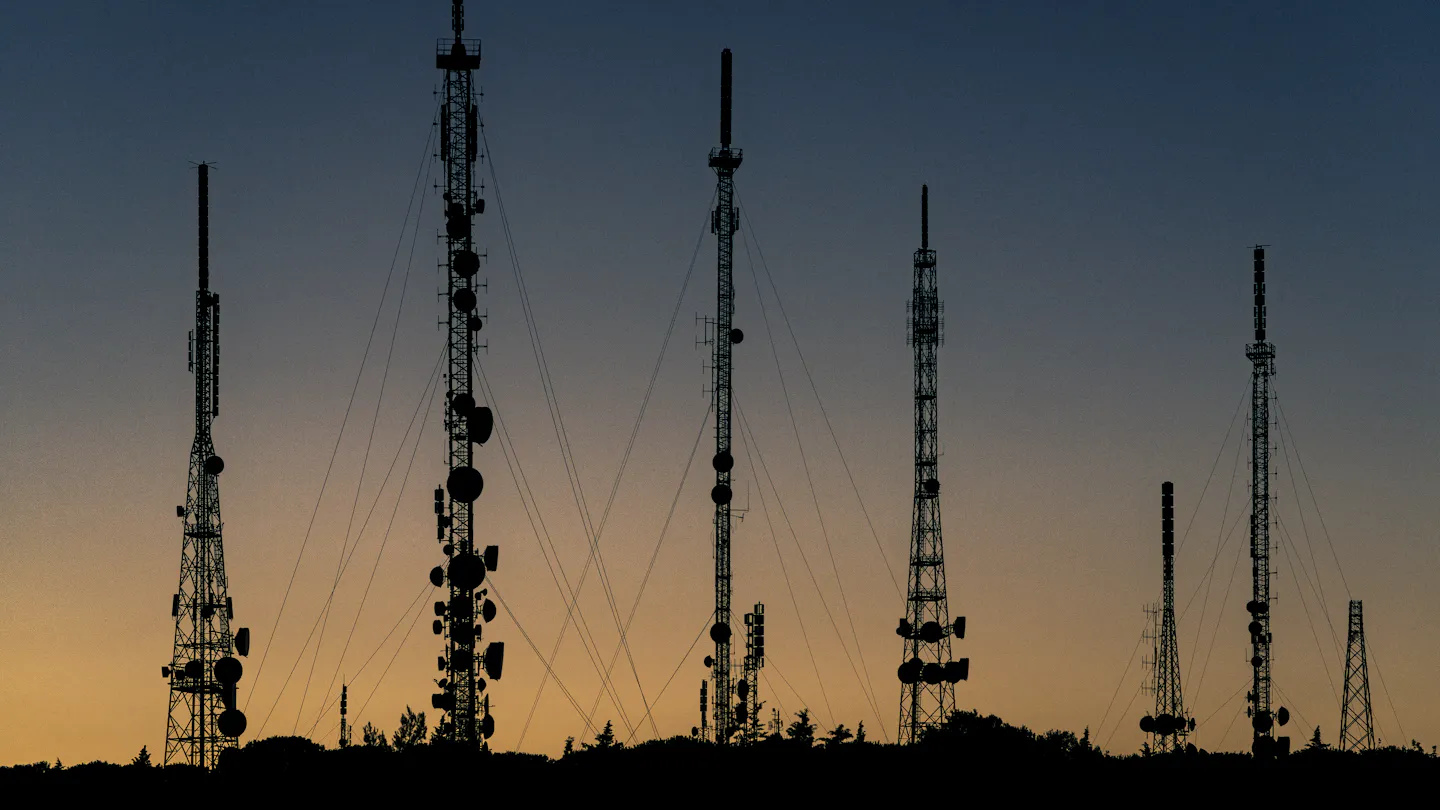 T Mobile US misses the earnings estimate by 40 cents per share