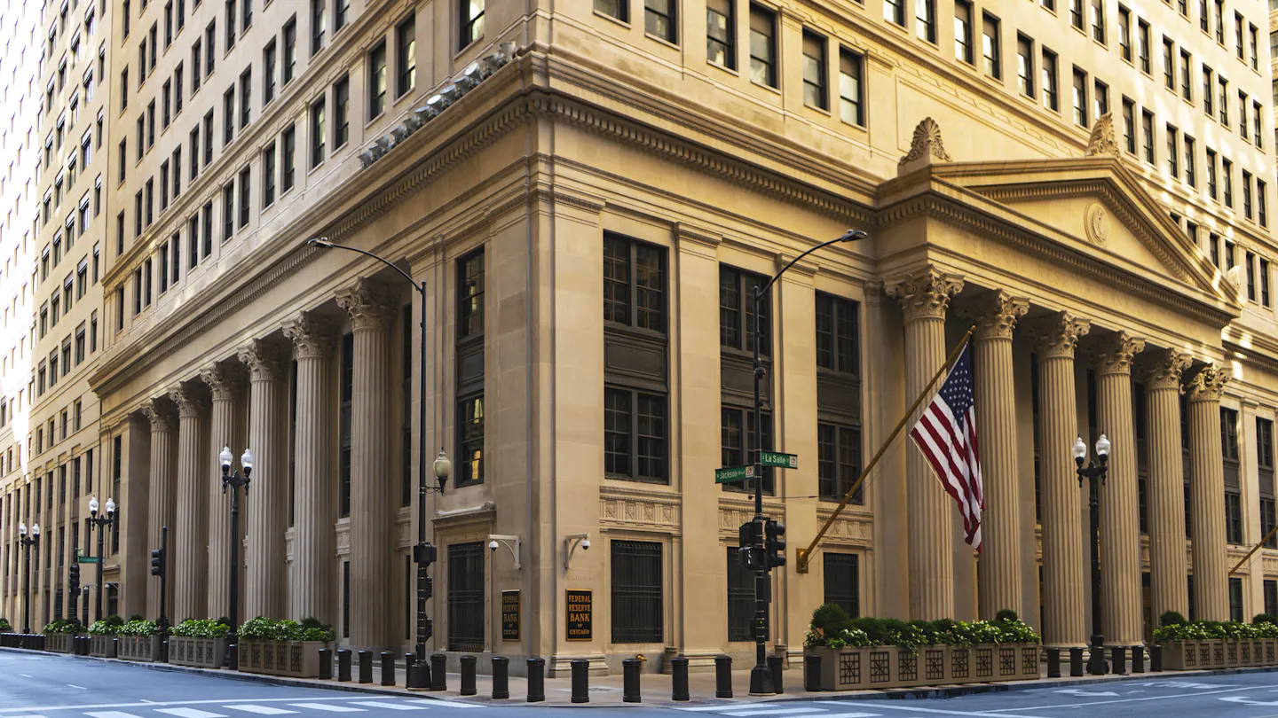 Two central bankers against the rate rise, the calculation changes