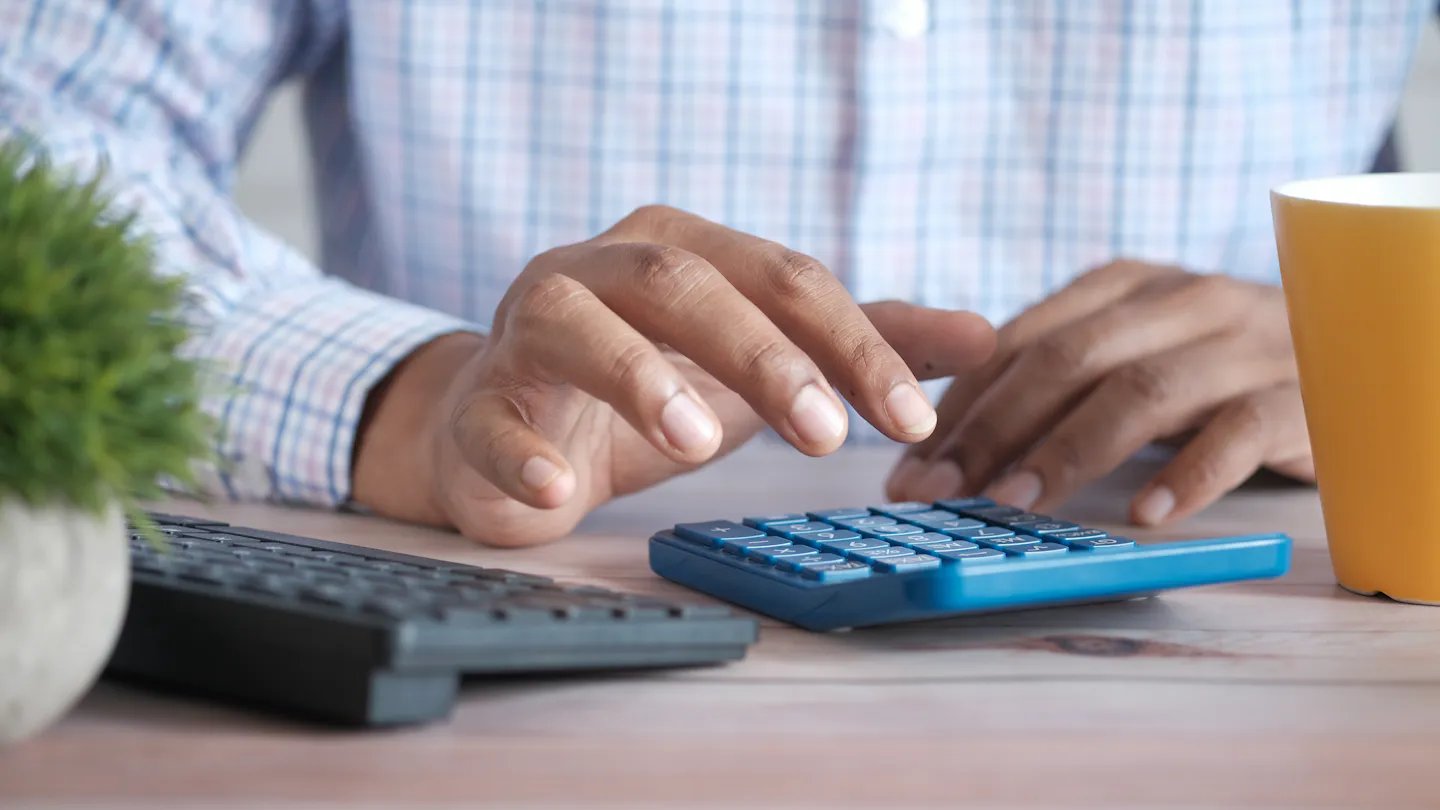 When a refund flatters the accounts, reading one off effects properly